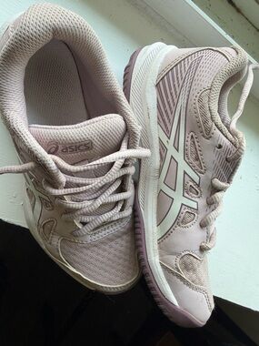 Asics Girls Light Blush Volleyball Sneakers